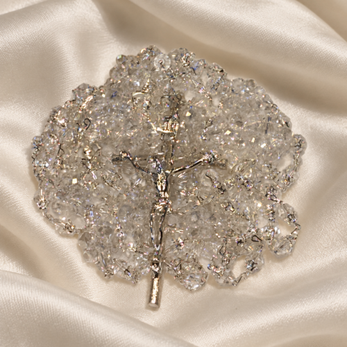 Lazo cristal rombo con Cristo tubular, plateado